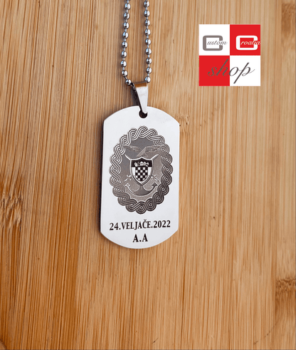 Glavni stožer OSRH, personalizirana laserski gravirana pločica od visoko kvalitetnog nehrđajučeg medicinskog čelika u više veličina i boja, sa lančićem srebrne boje. - CustomCroatiaShop